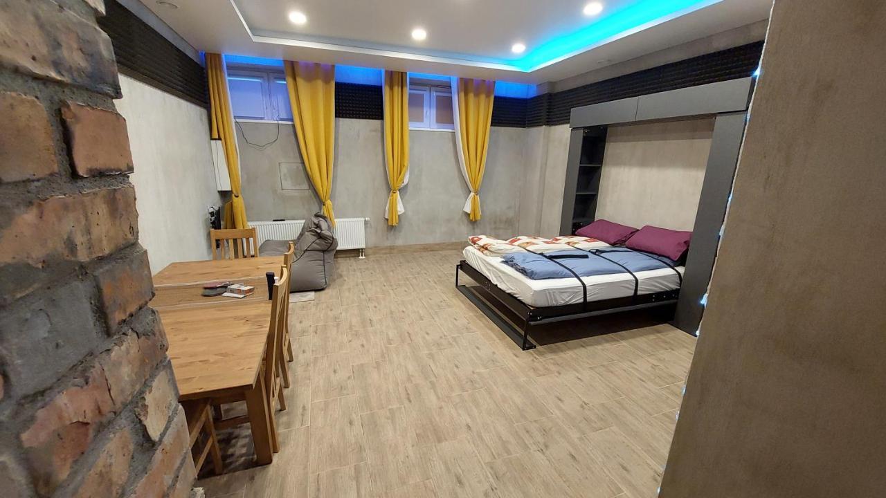 Fun And Chill Patalpu Ir Pirties Nuoma Apartment Vilnius Exterior photo