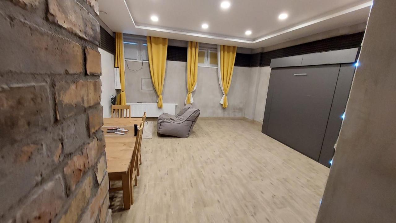 Fun And Chill Patalpu Ir Pirties Nuoma Apartment Vilnius Exterior photo