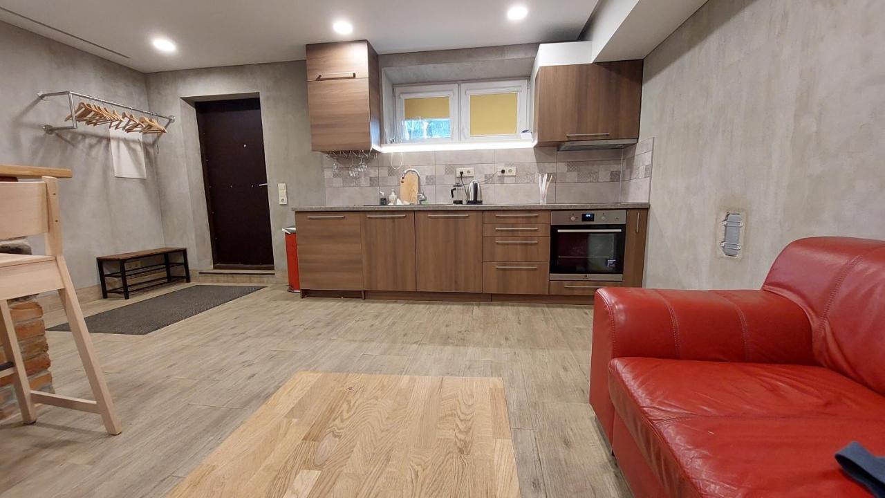 Fun And Chill Patalpu Ir Pirties Nuoma Apartment Vilnius Exterior photo